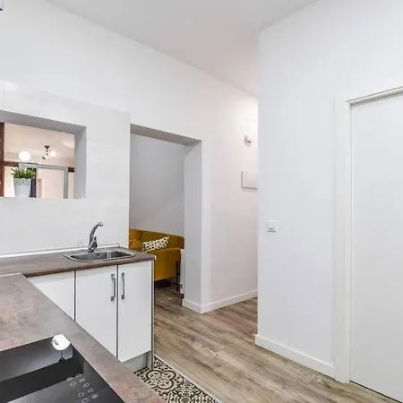 Unique Flat La Latina * Billiard & Darts Apartment Madrid Exterior photo