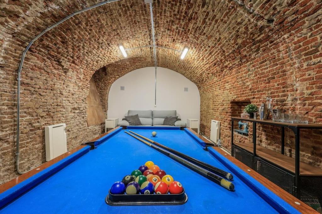 Appartamento Unique Flat La Latina * Billiard & Darts Madrid